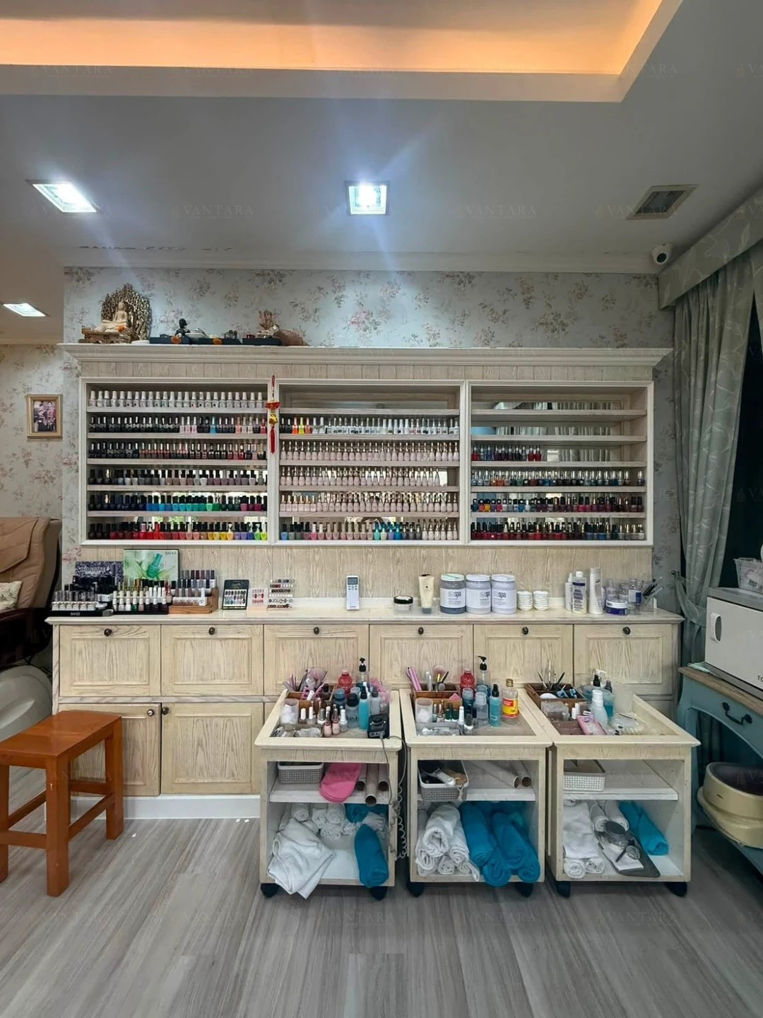 Nail and massage salon for rent/transfer on Ratchaphruek Road Preview 4